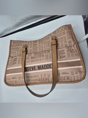 Steve Madden Tan and Beige Logo Tote